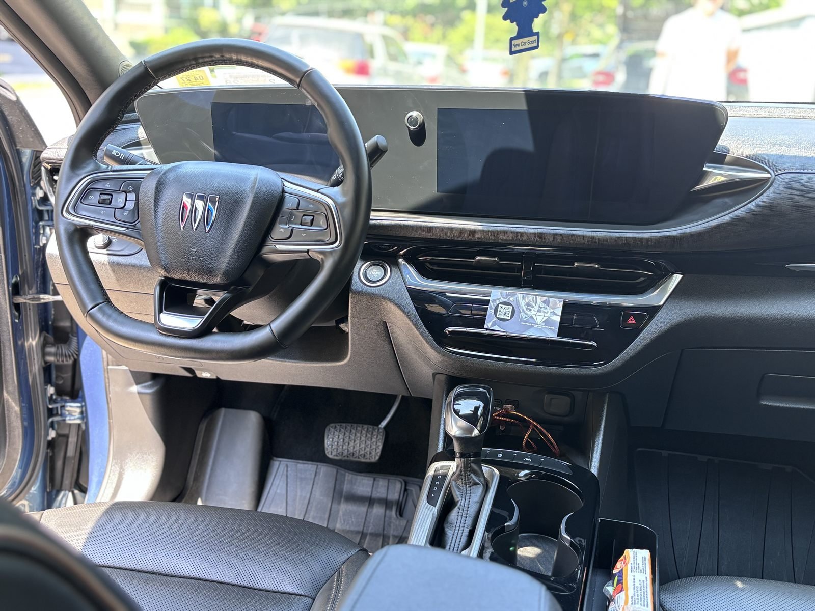 Detailed SUV interior &mdash; dashboard, center console and infotainment screen